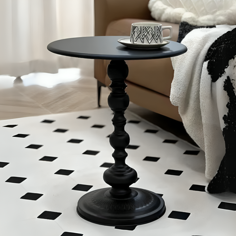 طاولة جانبية