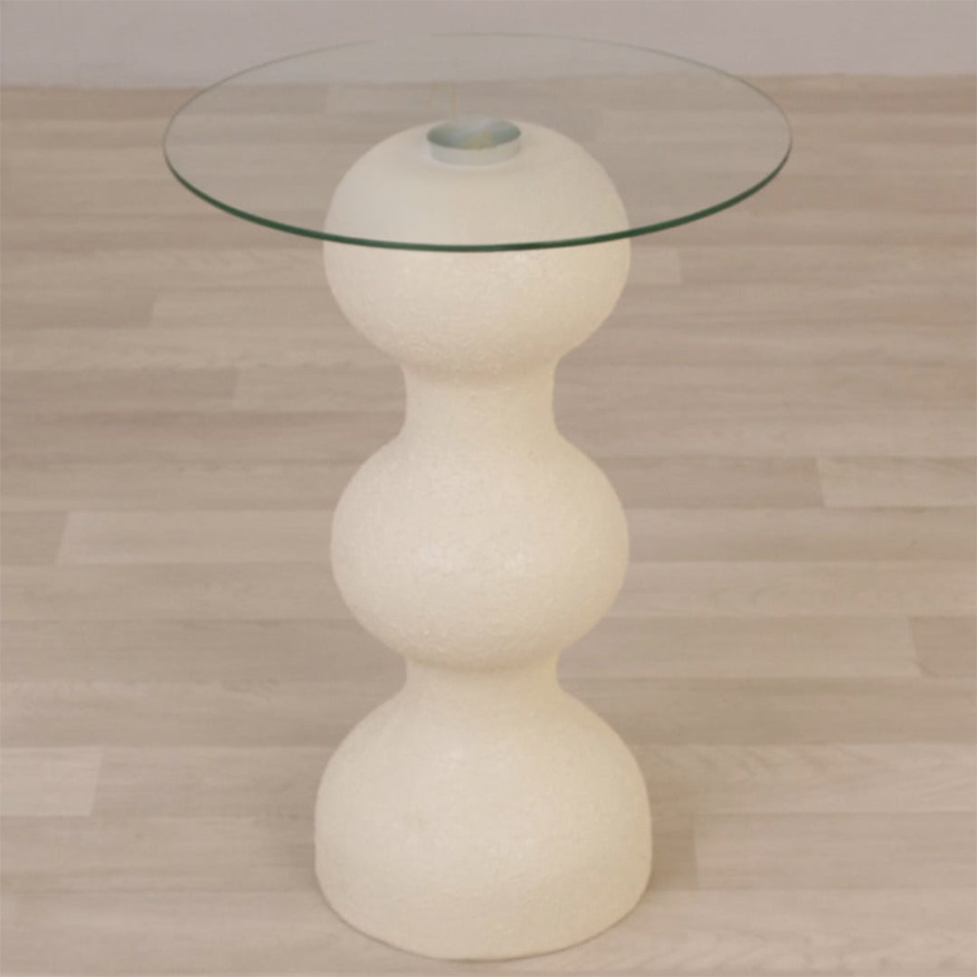 طاولة جانبية