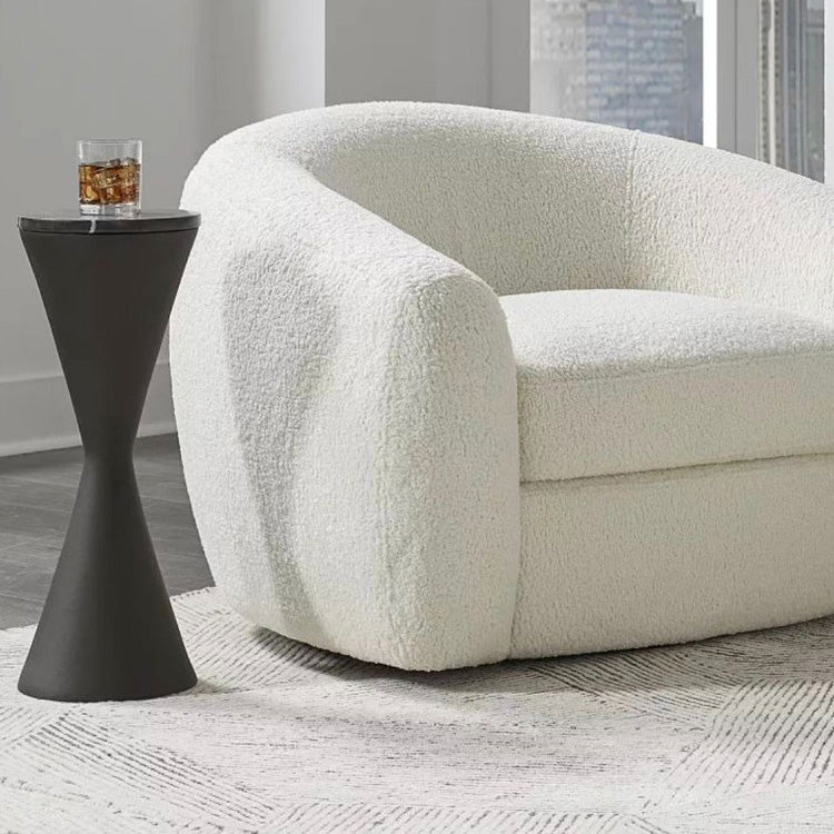 طاولة جانبية