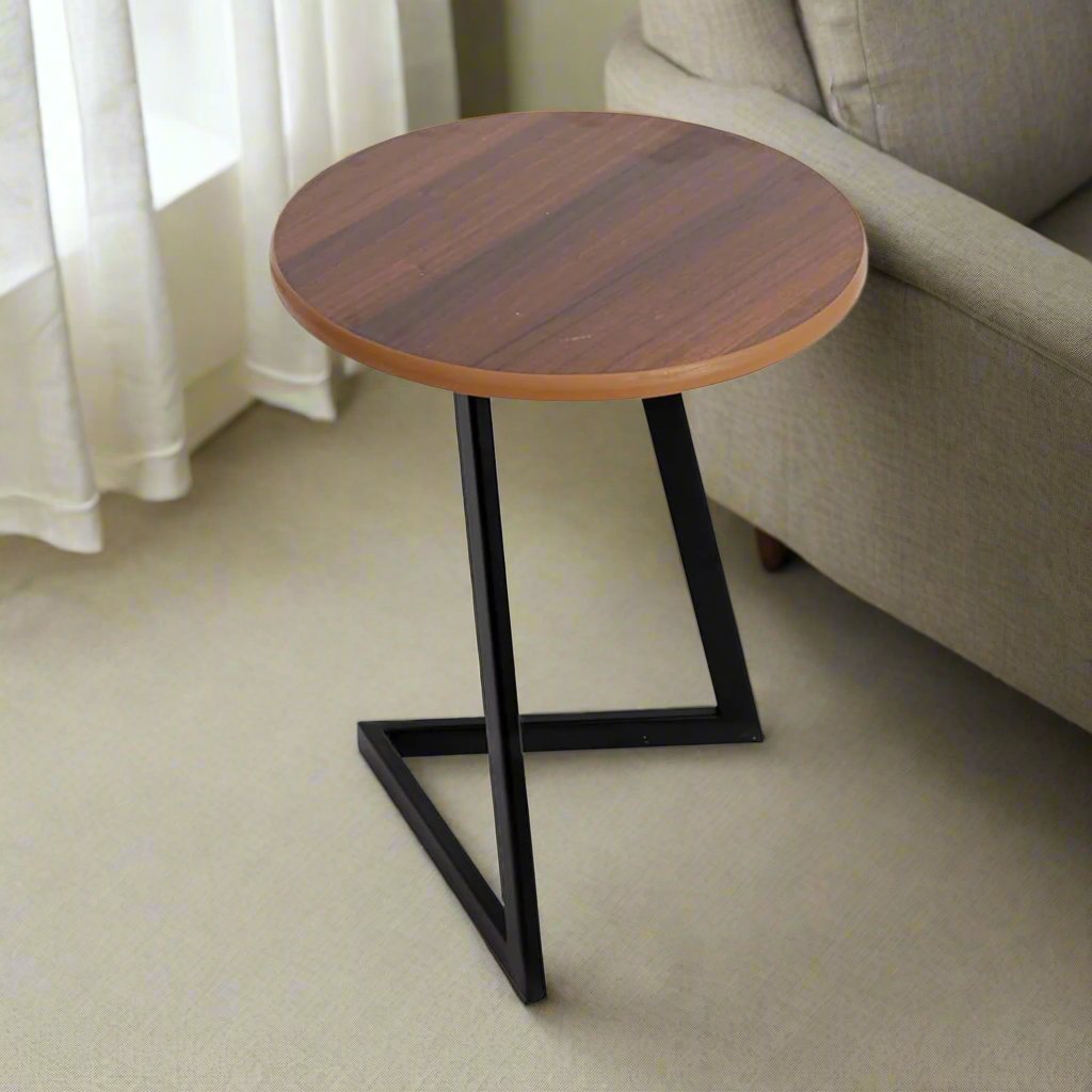 طاولة جانبية