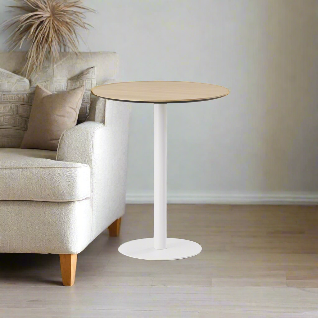 طاولة جانبية