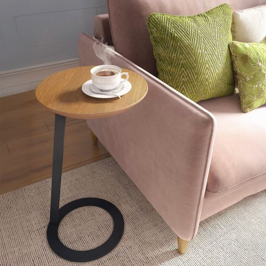 طاولة جانبية