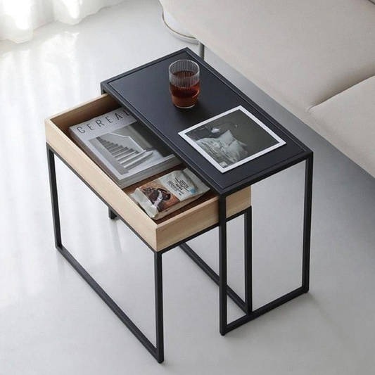 طاولة جانبية