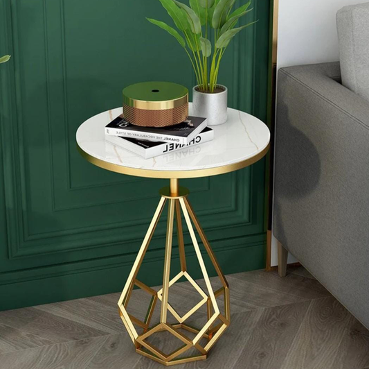 طاولة جانبية