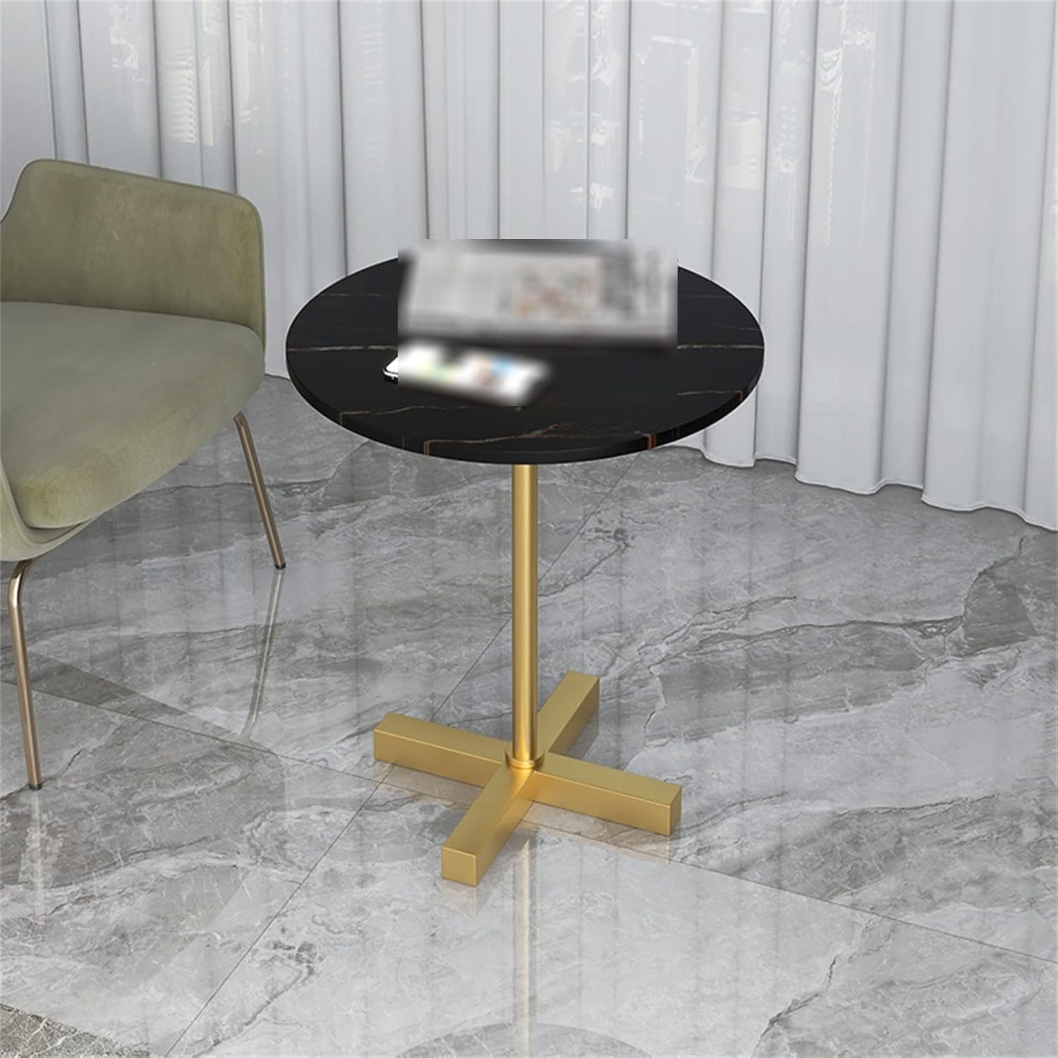 طاولة جانبية