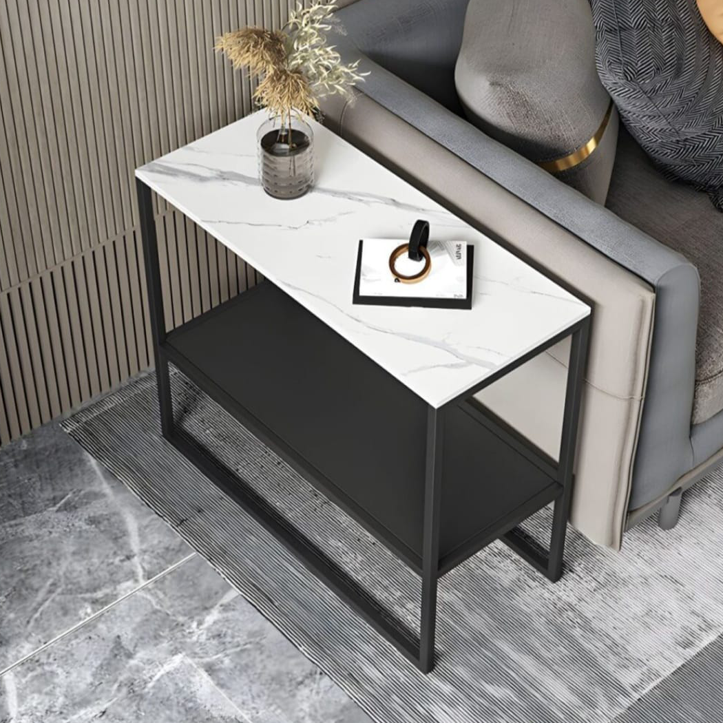 طاولة جانبية