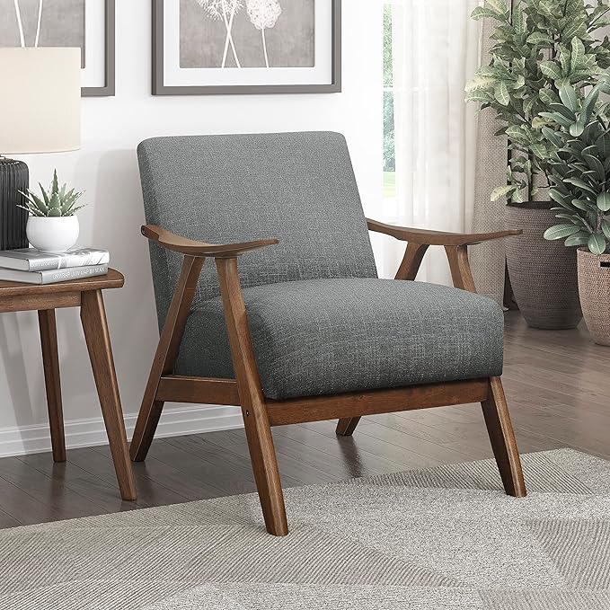 كرسي بذراعين