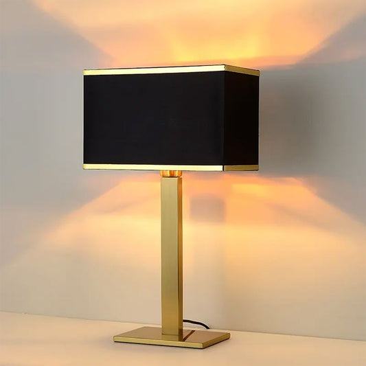 أباجورة طاولة