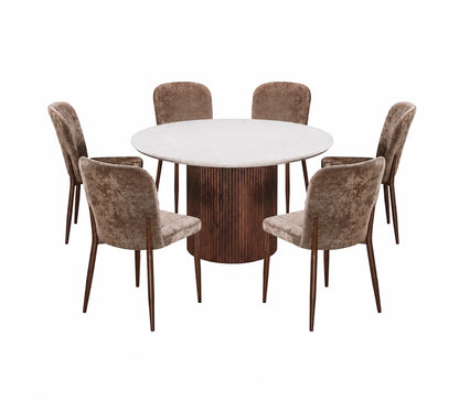 طاولة طعام