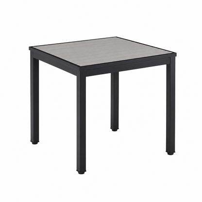 طاولة طعام