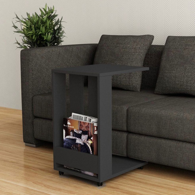 طاولة جانبية