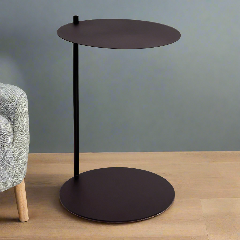 طاولة جانبية