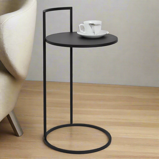 طاولة جانبية