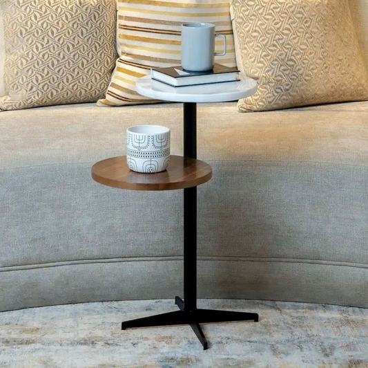 طاولة جانبية